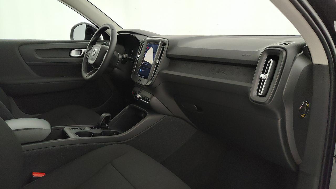 VOLVO XC40 2.0 b3 Essential auto N1