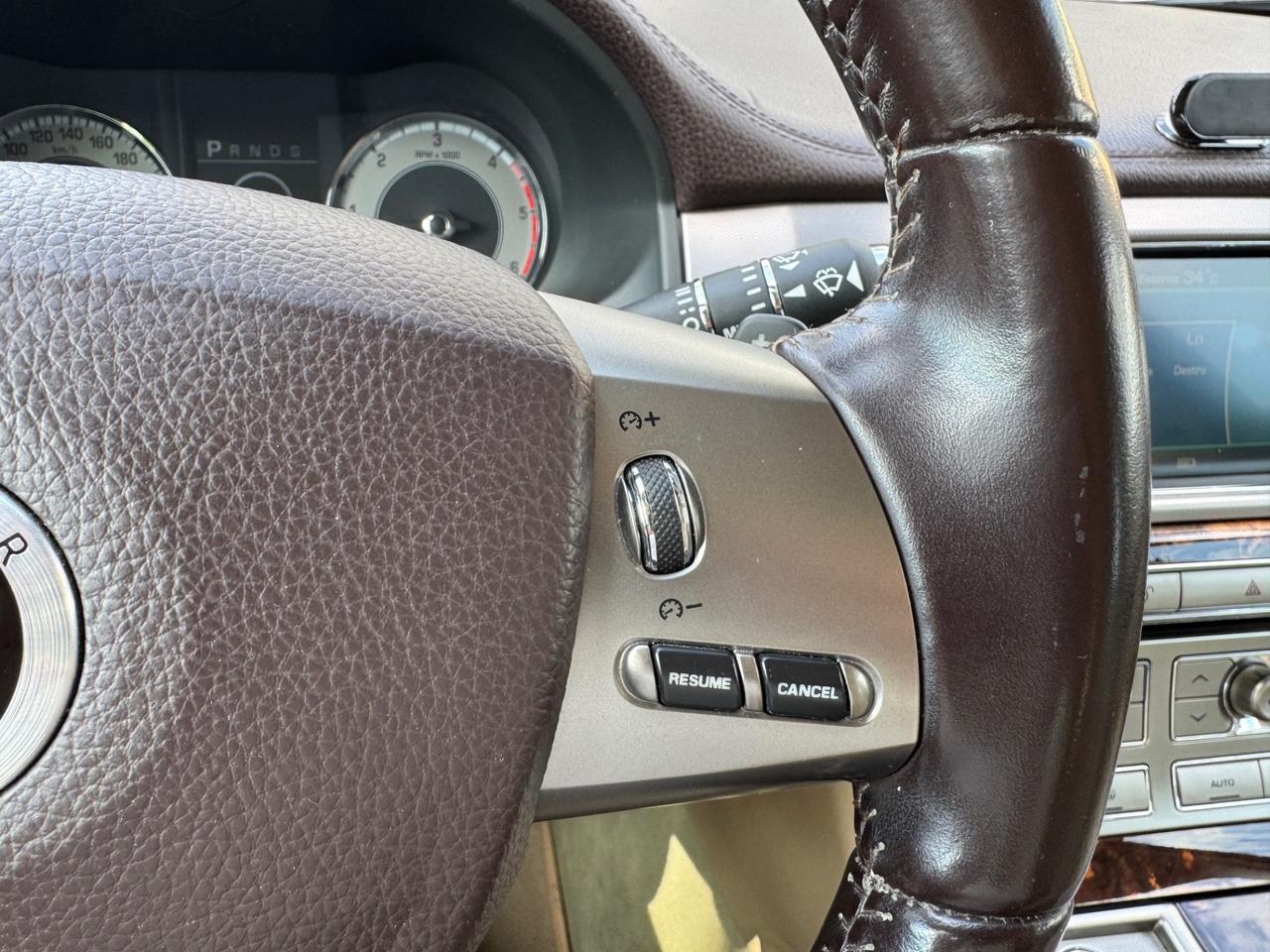 Jaguar XF 3.0 D V6 Luxury