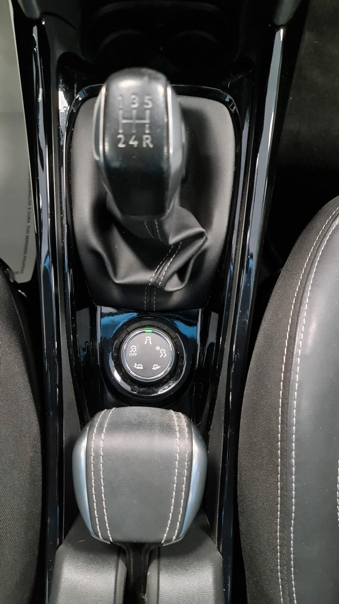 Peugeot 2008 BlueHDi 100 S&S Allure
