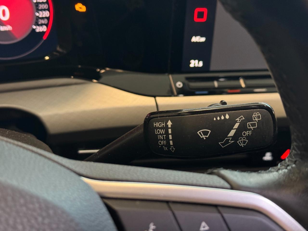 VOLKSWAGEN GOLF 2.0cc 116Cv *IVA* NEOPATENTATI