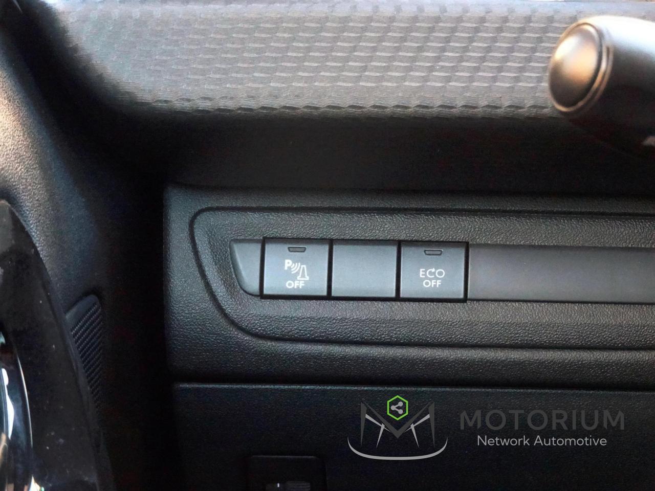 Peugeot 2008 1° serie PureTech 82 Allure -UNICO PROPRIETARIO-