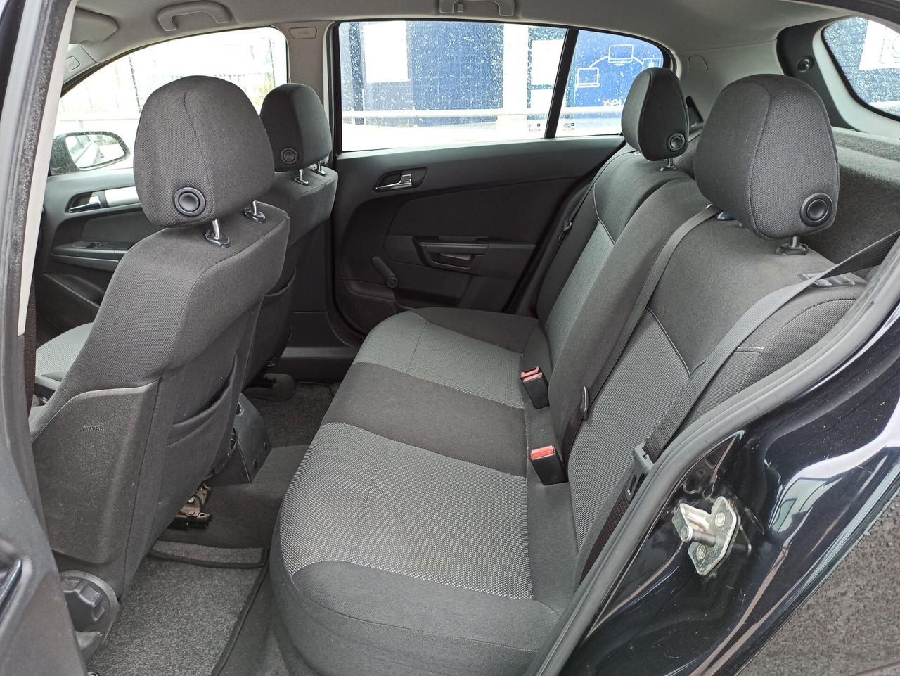 Opel Astra 1.7 CDTI 110CV 5 porte Cosmo