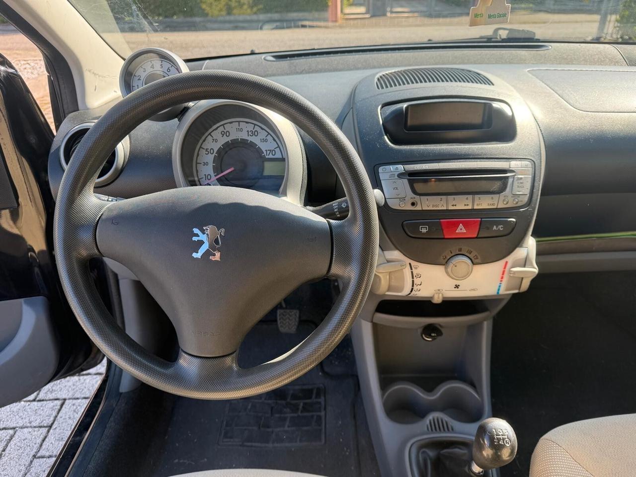 Peugeot 107 1.0 68CV Sweet Years