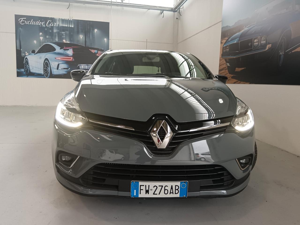 Renault Clio TCe 12V 90 CV GPL 5 porte Moschino Intens PREZZO REALE