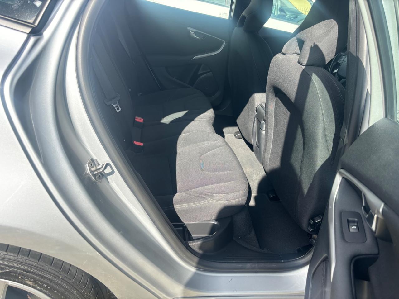Volvo V40 D2 1.6 Momentum