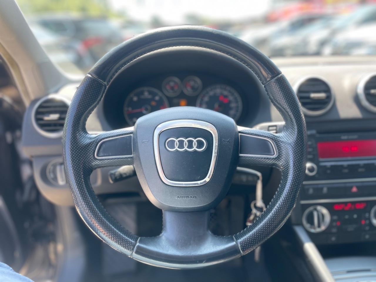Audi A3 1.6 TDI 105 CV CR S tr. Ambiente