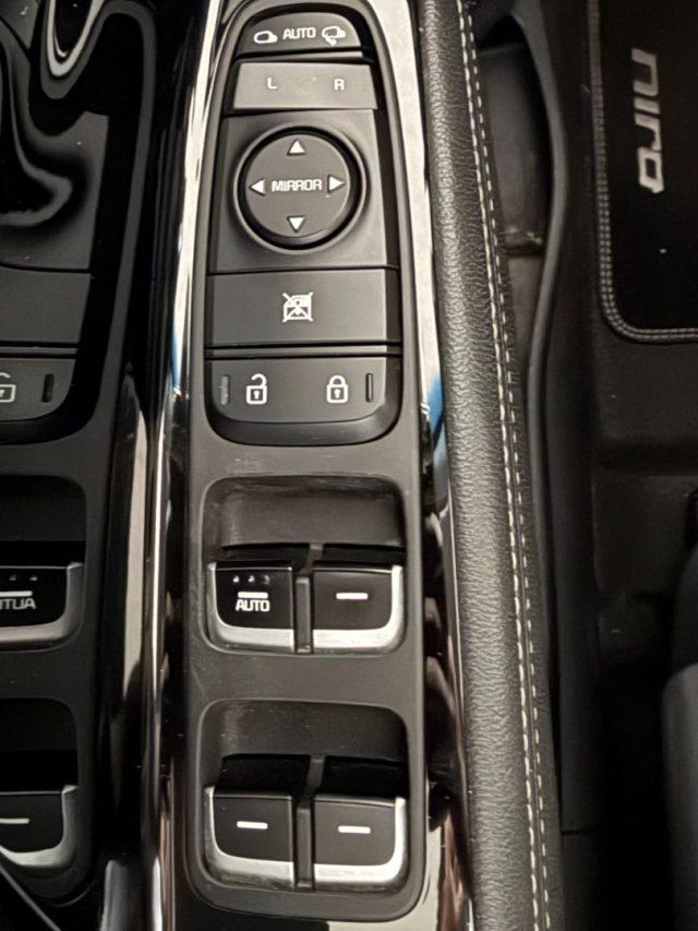KIA Niro 1.6 GDi DCT HEV Urban