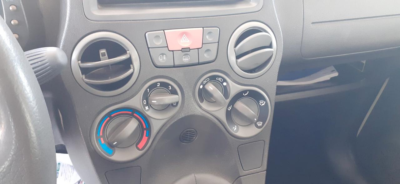 Fiat Panda 2007 - 1.1 benzina Lb automobili