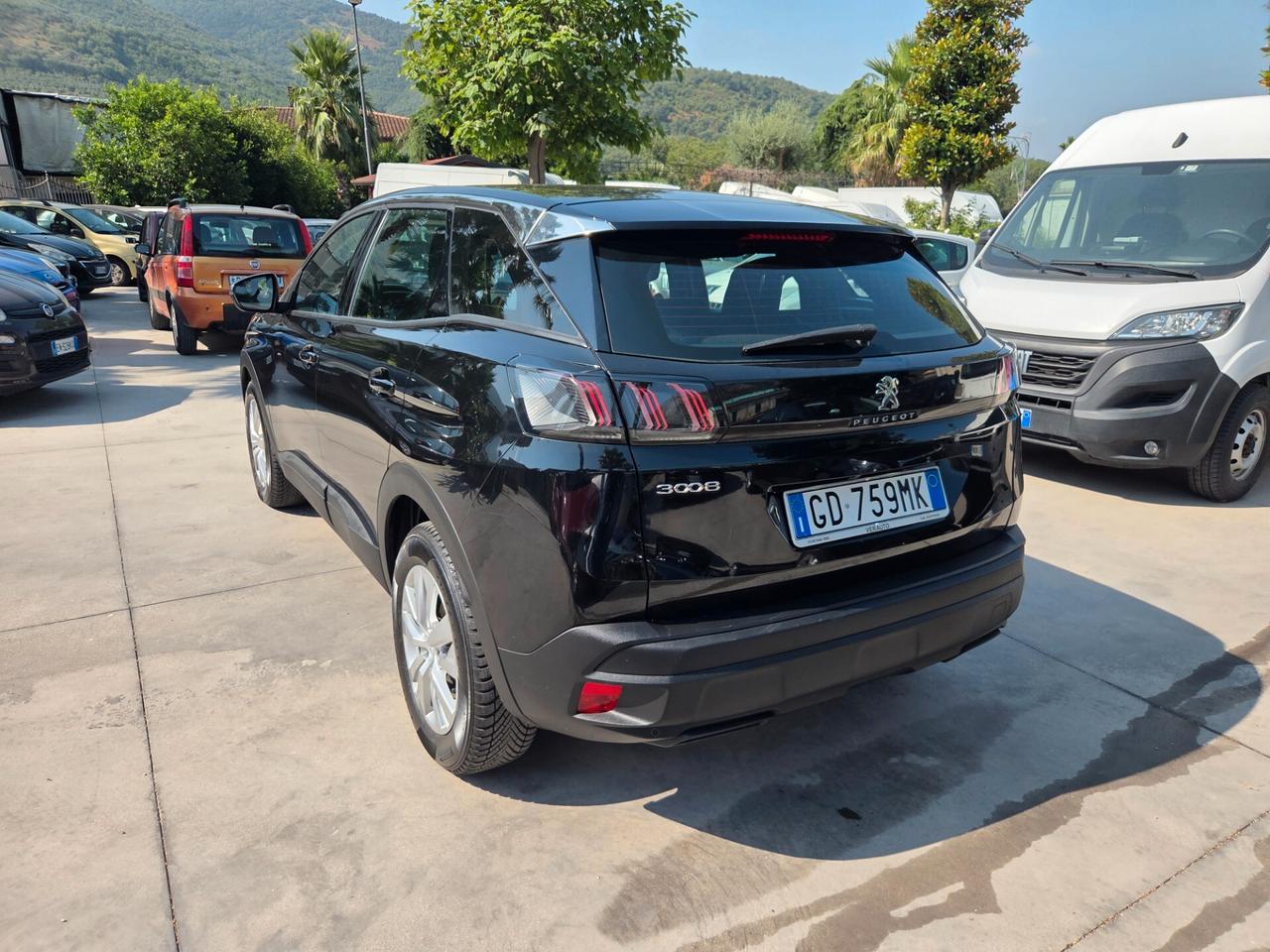 Peugeot 3008 BlueHDi 130 S&S EAT8 - DA VETRINA