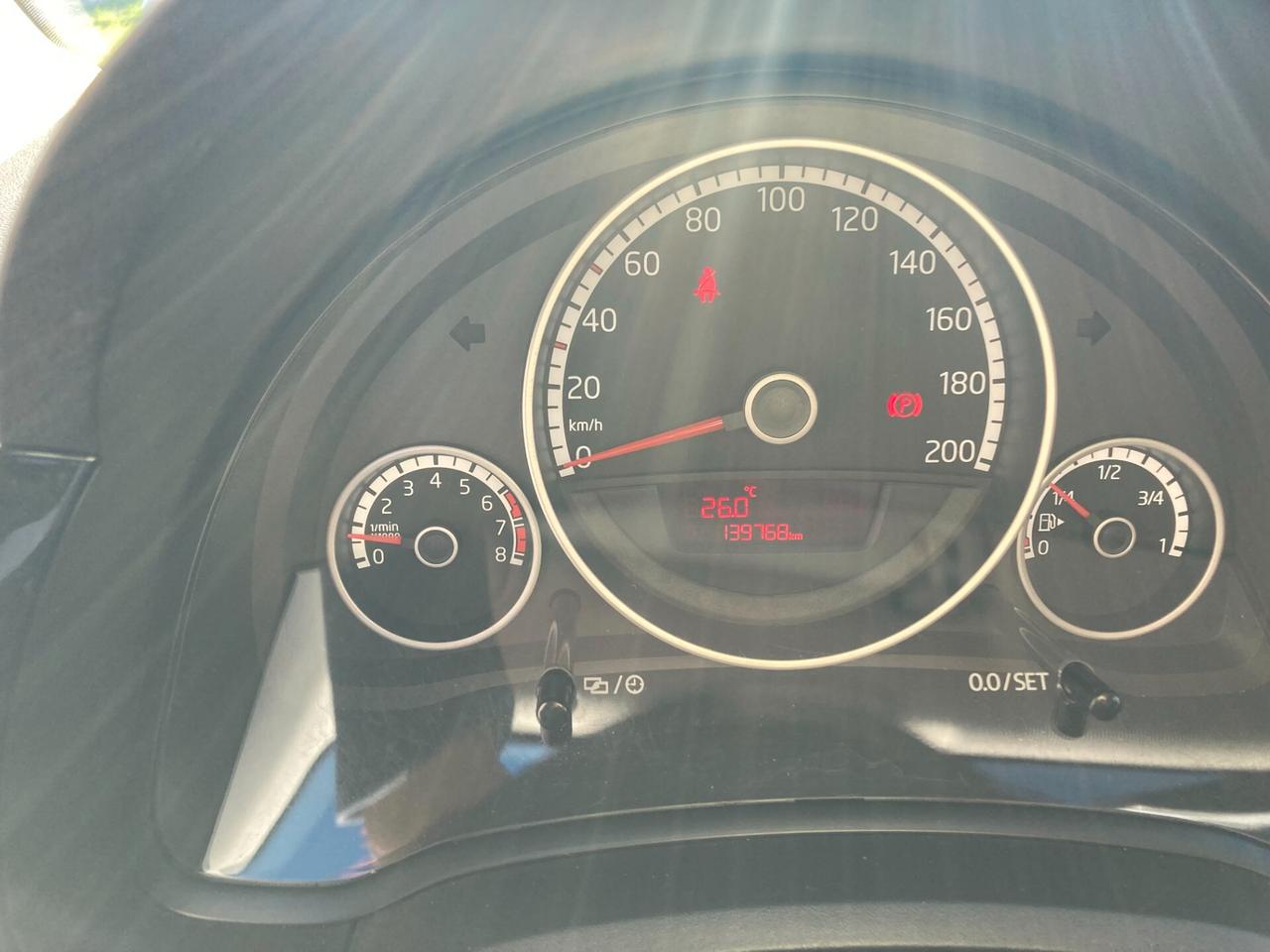 Volkswagen High UP! 1.0 75 CV 5p.