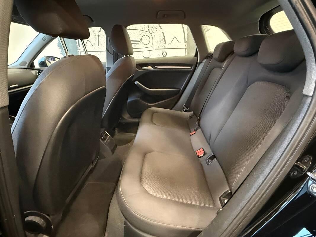 Audi A3 Sportback 30 1.6 tdi Business 116cv s-tronic my19