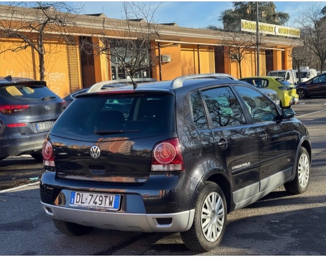 Volkswagen Polo Cross 1.4 Gpl