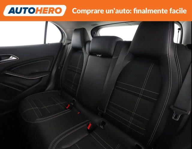 MERCEDES-BENZ GLA 200 d Automatic Sport