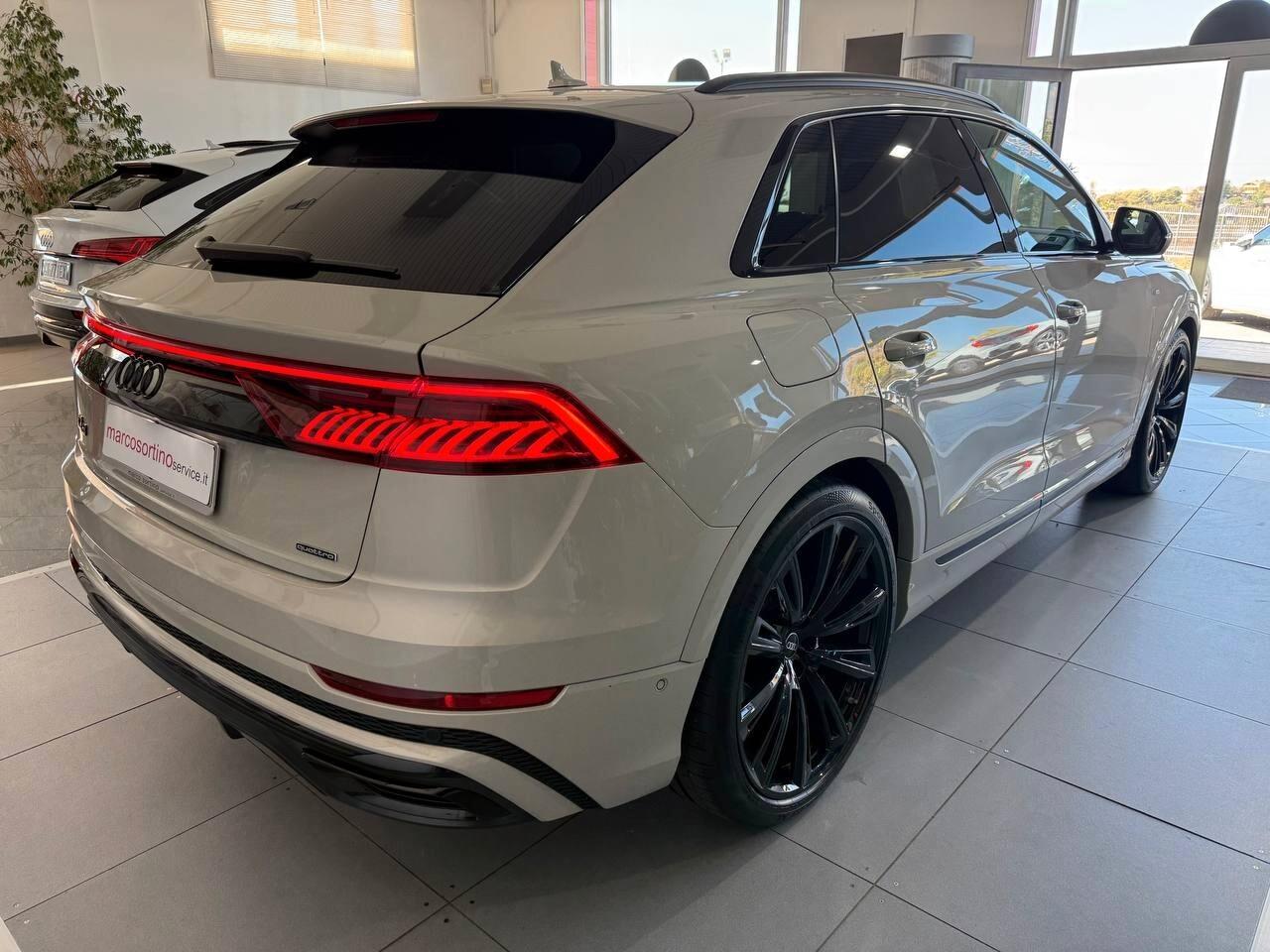 AUDI Q8 50 TDI MHEV 286 CV 4WD MOD. S-LINE