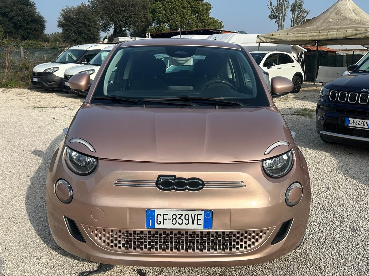 Fiat 500 500e 3+1 42 kWh Passion