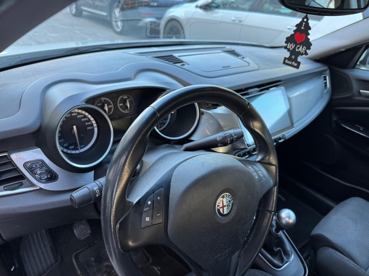 Alfa Romeo Giulietta 1.6 JTDm-2 105 CV Exclusive