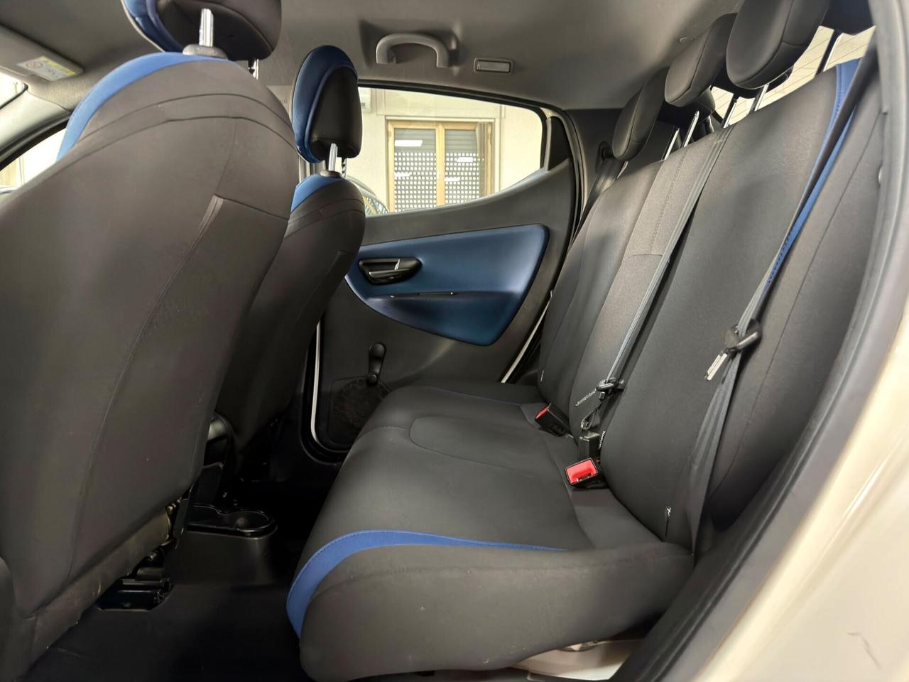 Lancia Ypsilon 1.2 69cv GPL Silver 2016