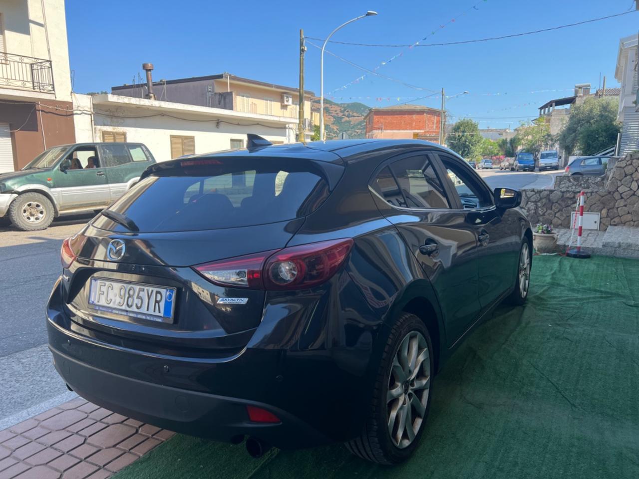 Mazda 3 Mazda3 2.2 Skyactiv-D Exceed