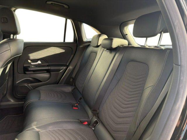 MERCEDES-BENZ GLA 180 d Automatic Sport