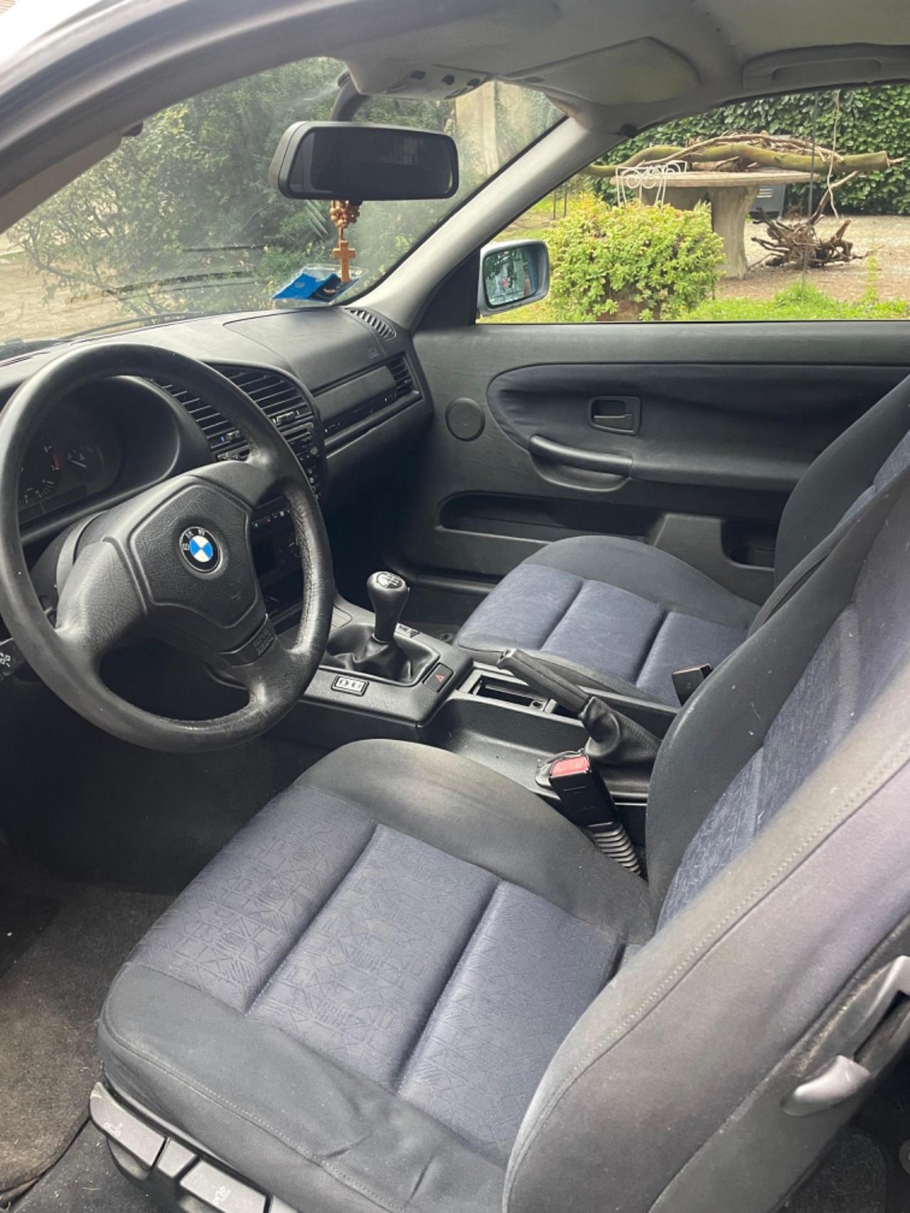 Bmw 318 318is 1.9 16V cat Coupé