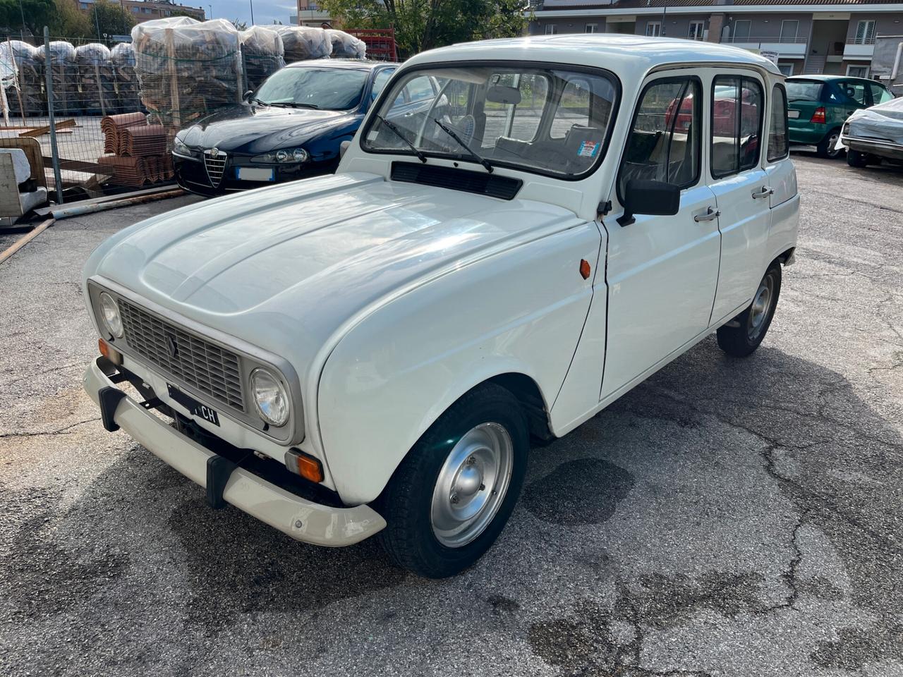 Renault R 4 850