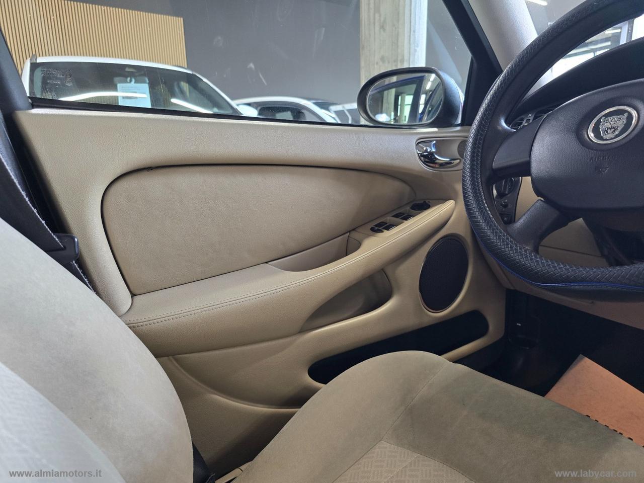 JAGUAR X-Type 2.0D Classic EU3