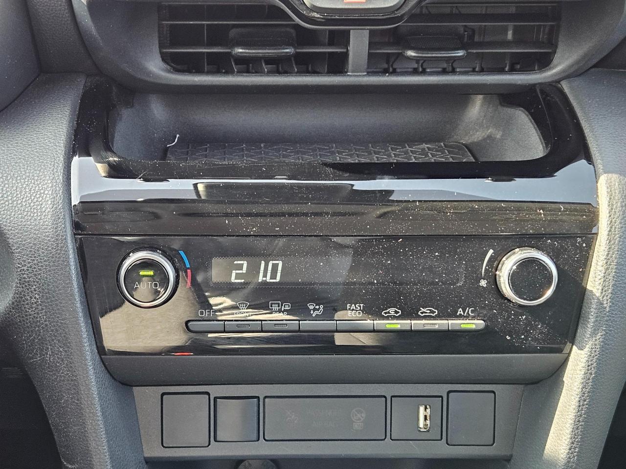 Toyota Yaris Cross 1.5h Active Eco fwd e-cvt