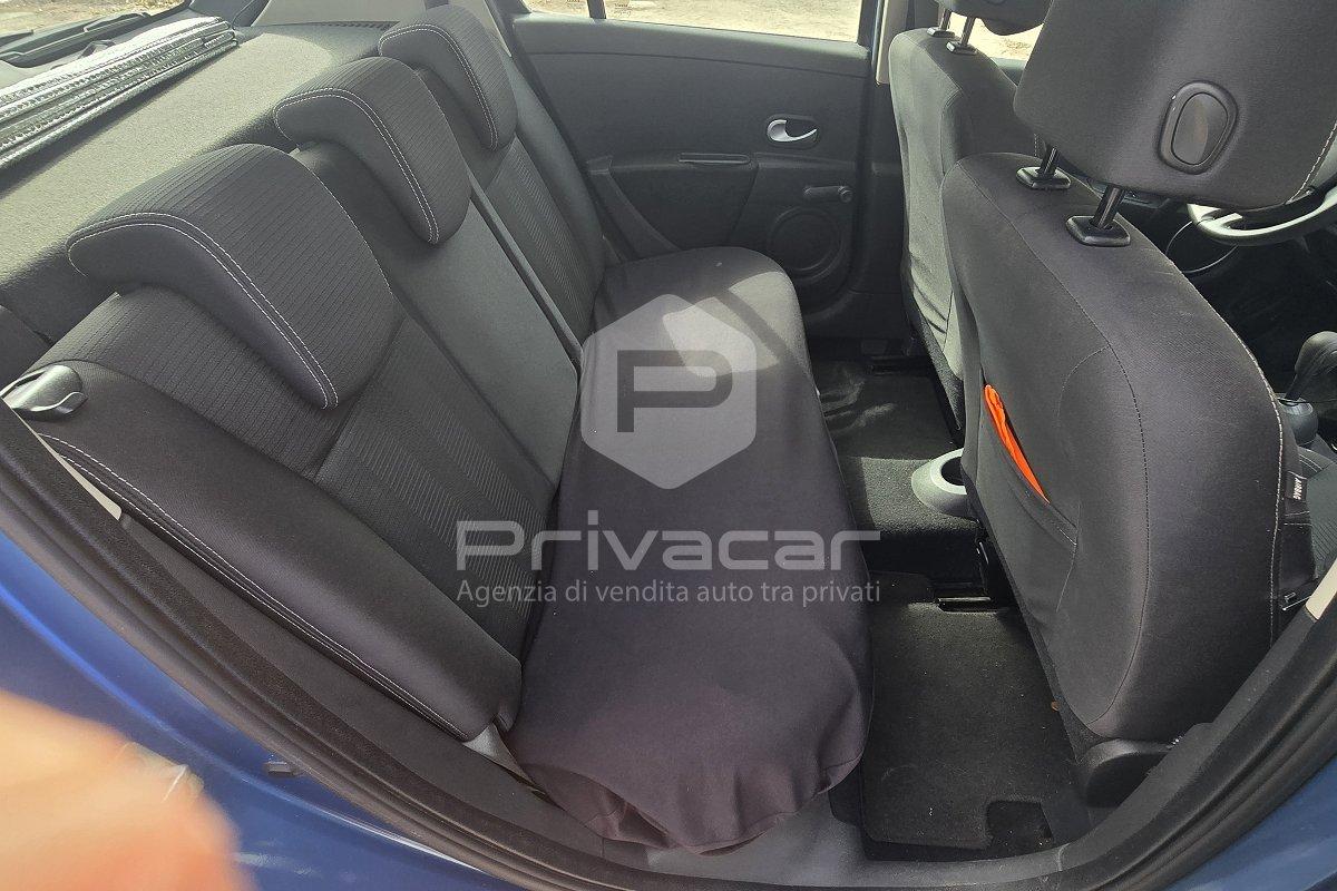 RENAULT Clio 1.2 16V 5 porte Confort
