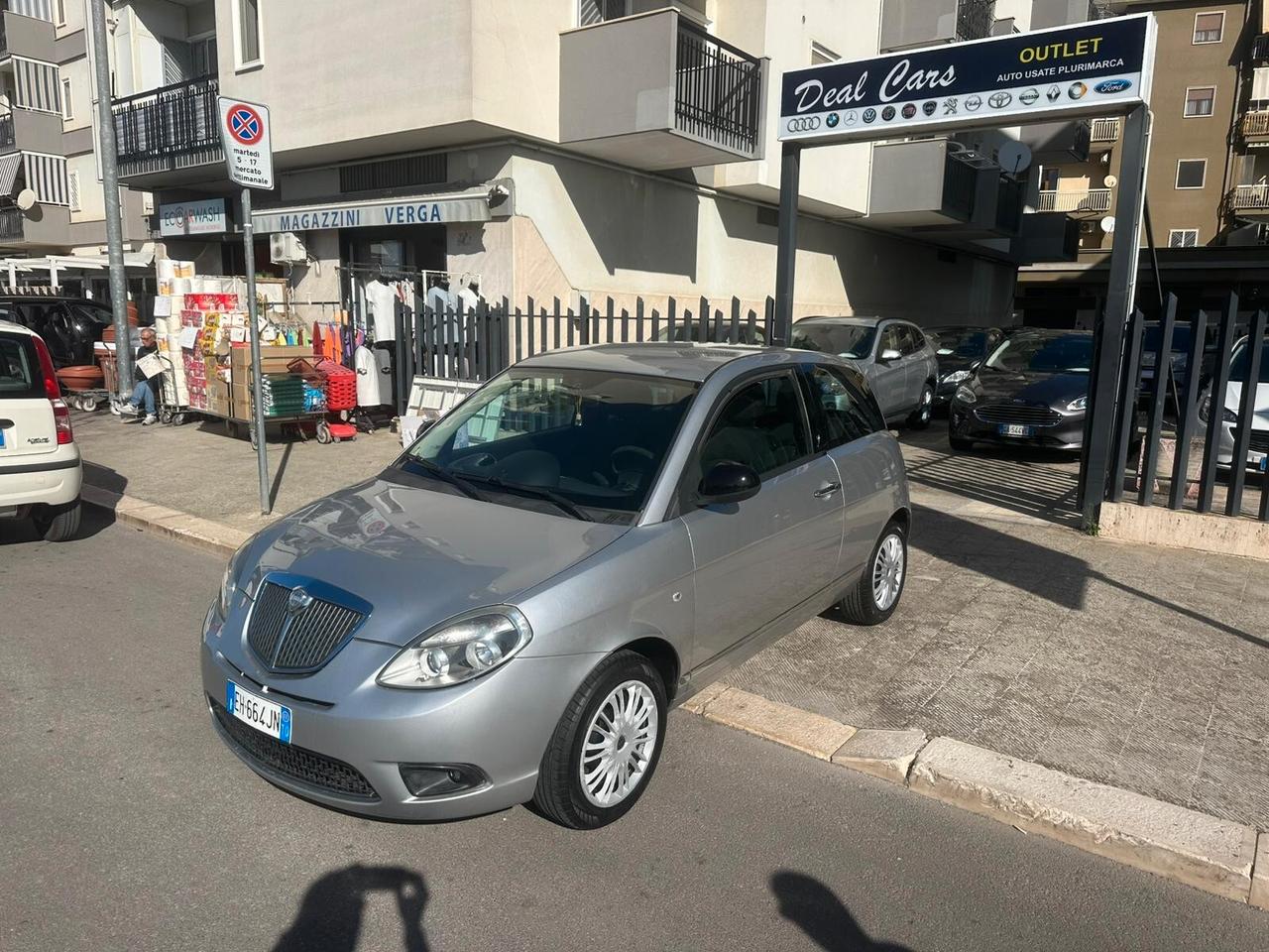 Lancia Ypsilon 1.3 MJT 75 CV Elle