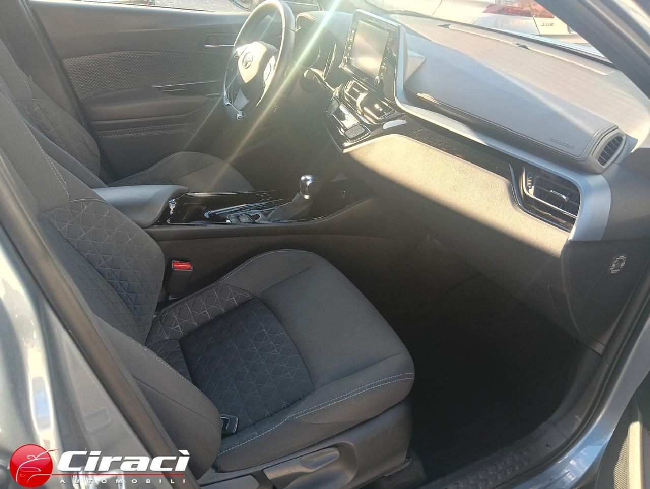 Toyota C-HR 1.8 Hybrid E-CVT Trend