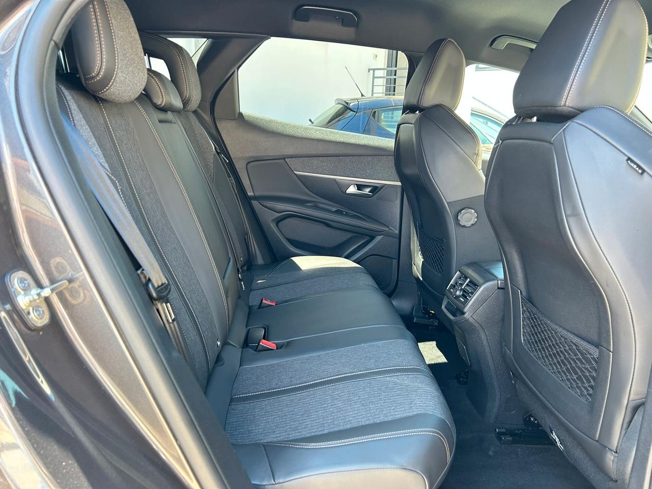 Peugeot 3008 1.5 BlueHDI 130Cv GTLINE-2018