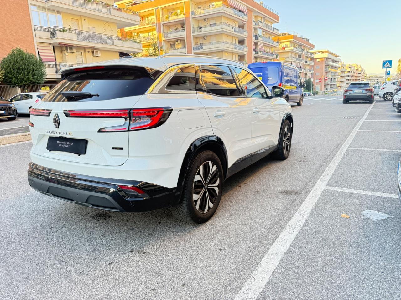 Renault Austral Full Hybrid E-Tech 200 CV Iconic LED PELLE NAVI KAMERA 360 EXSTEND GREEP CERCHI 18