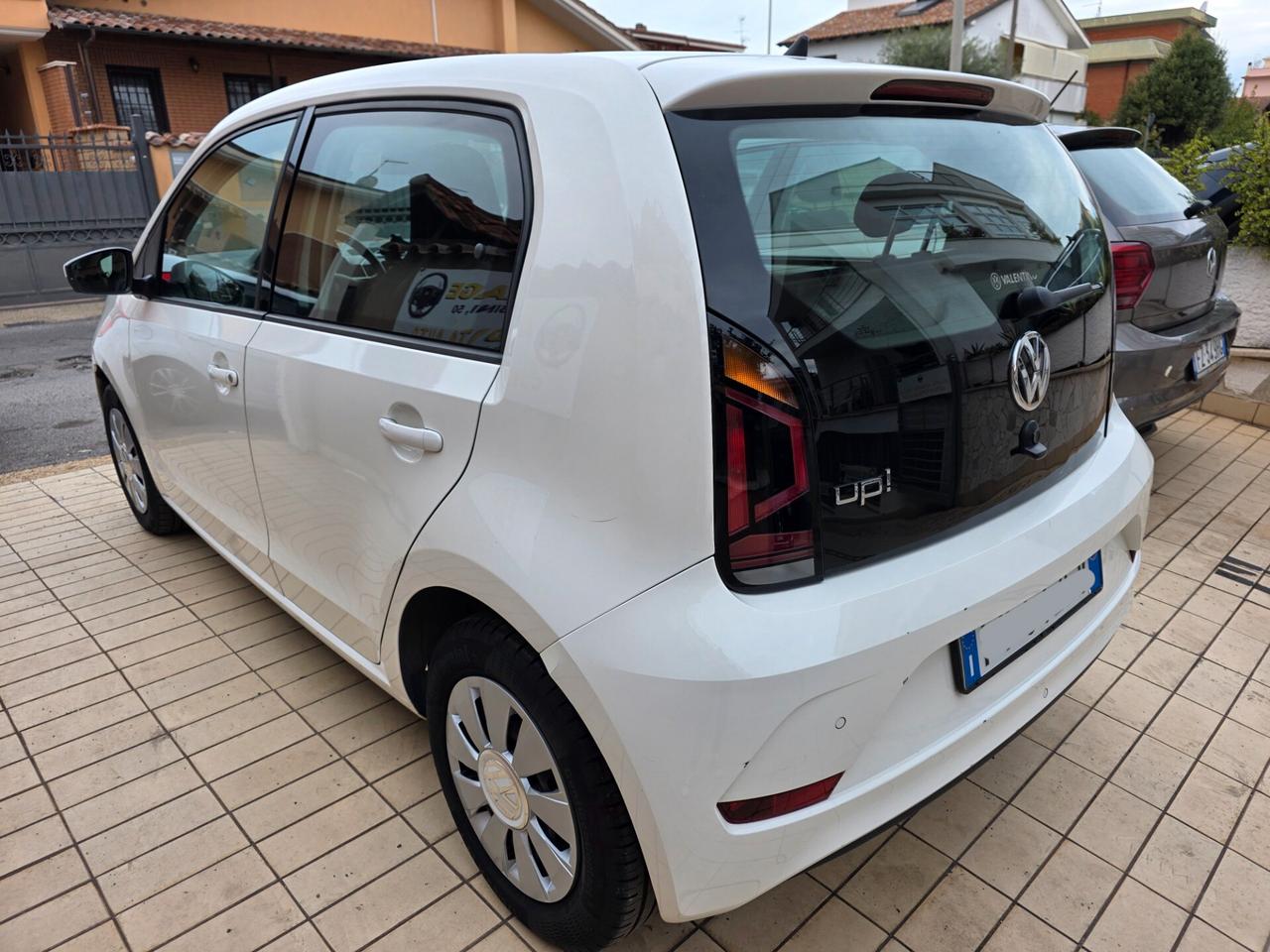 Volkswagen up! 1.0 75 CV 5p. move