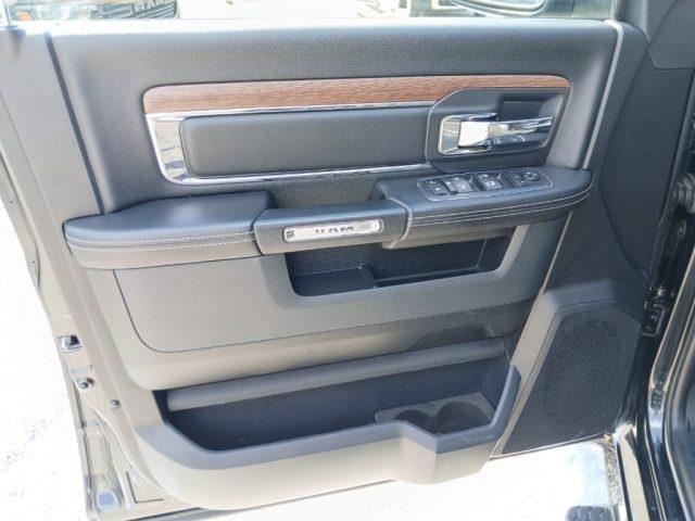 DODGE RAM 1500 5.7 GPL V8 Laramie Chrome N1