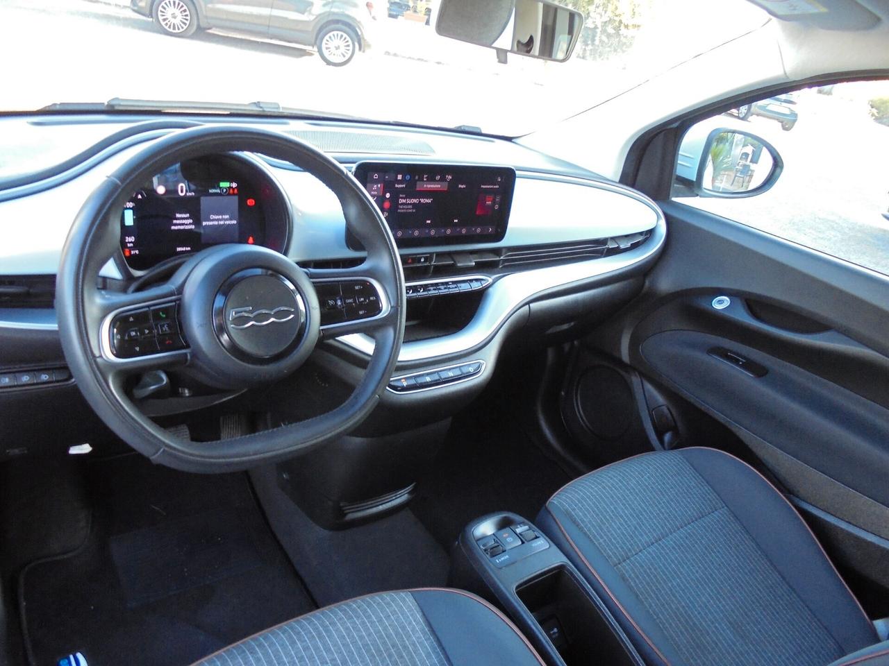 Fiat 500 500e Berlina 42 kWh Icon