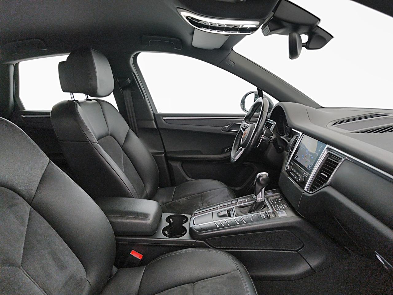 Porsche Macan 2.0 252cv