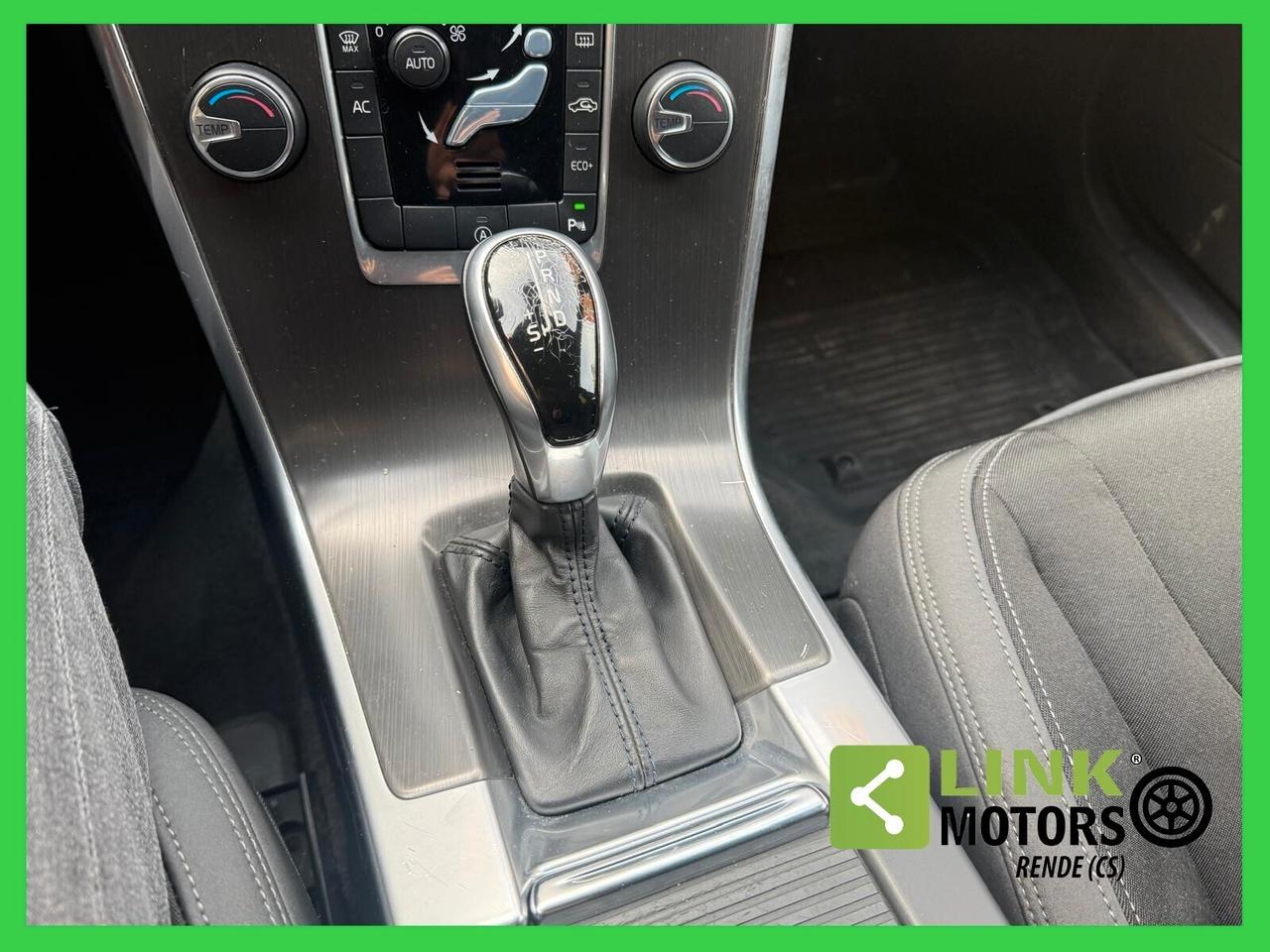 Volvo XC60 D4 180cv Geartronic Momentum 01/2014