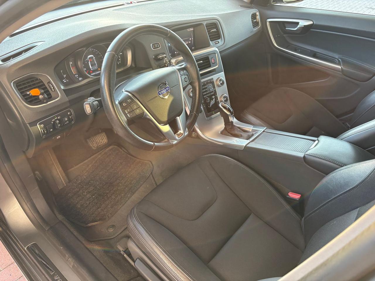 Volvo S60 Cross Country 2.0 D3 Business Plu #50745