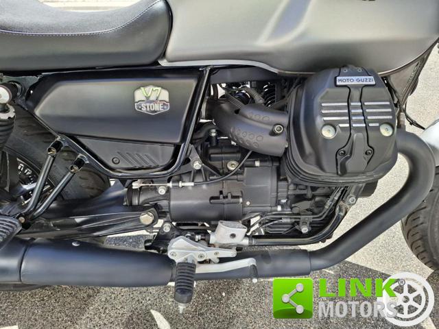 MOTO GUZZI V7 STONE CON SOLI 1700 KM