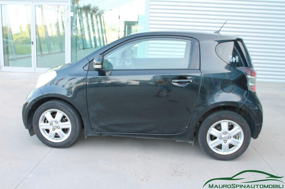 Toyota iQ 1.0