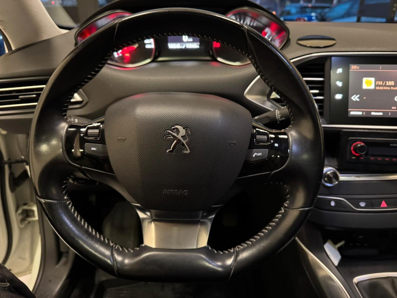 Peugeot 308 BlueHDi 130 S&S SW Allure
