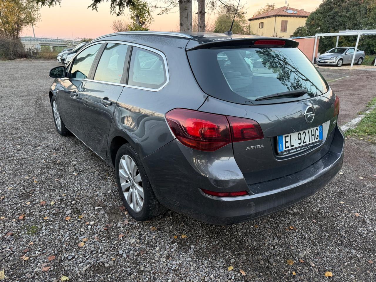 Opel Astra 1.7 CDTI 110CV Sports Tourer Cosmo
