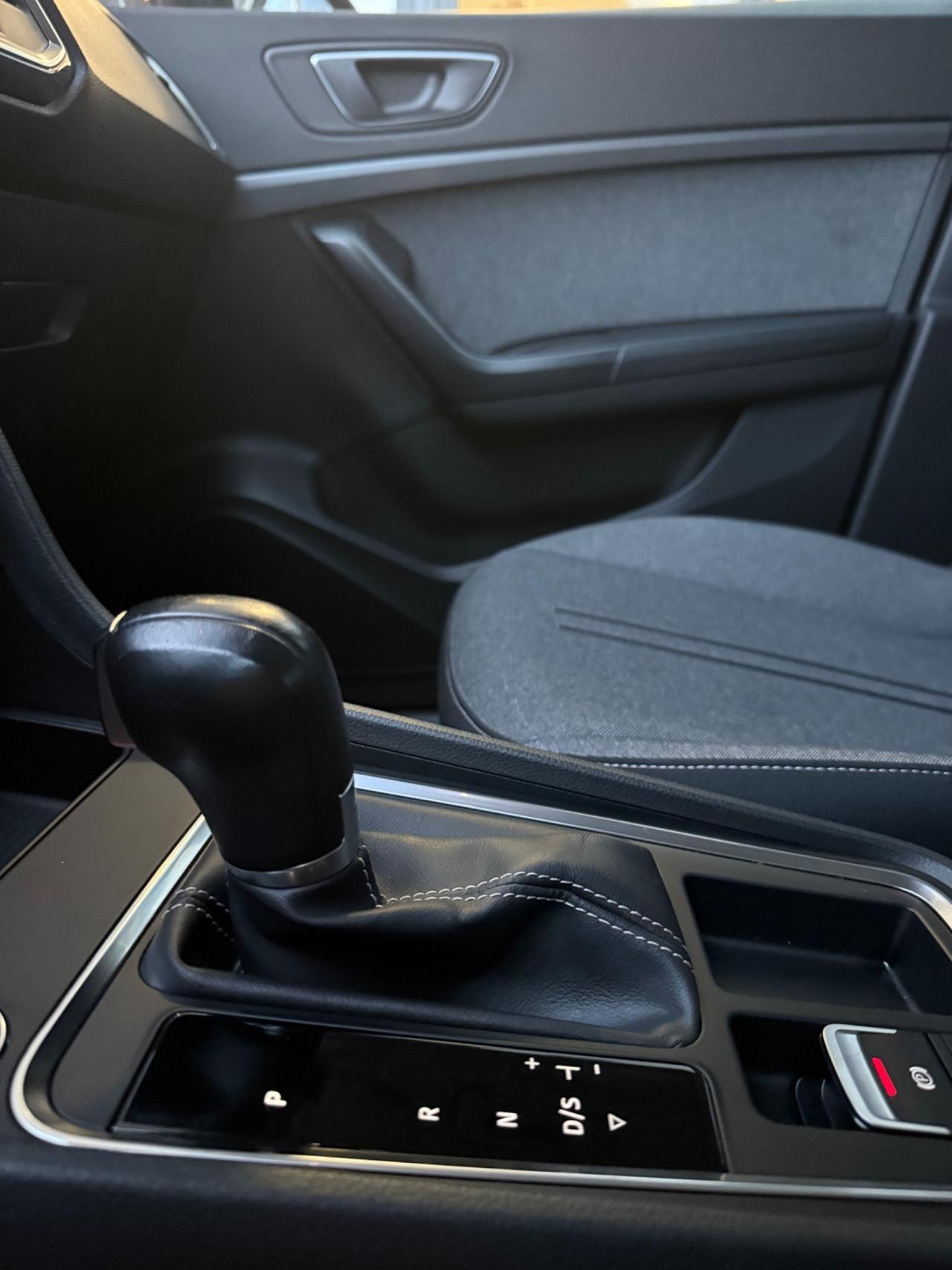 Seat Ateca 2.0 tdi Business CAMBIO DSG ,NAVI,TELECAMERA,APPLE CARPLAY,FULL LED,KM CERTIFICATI