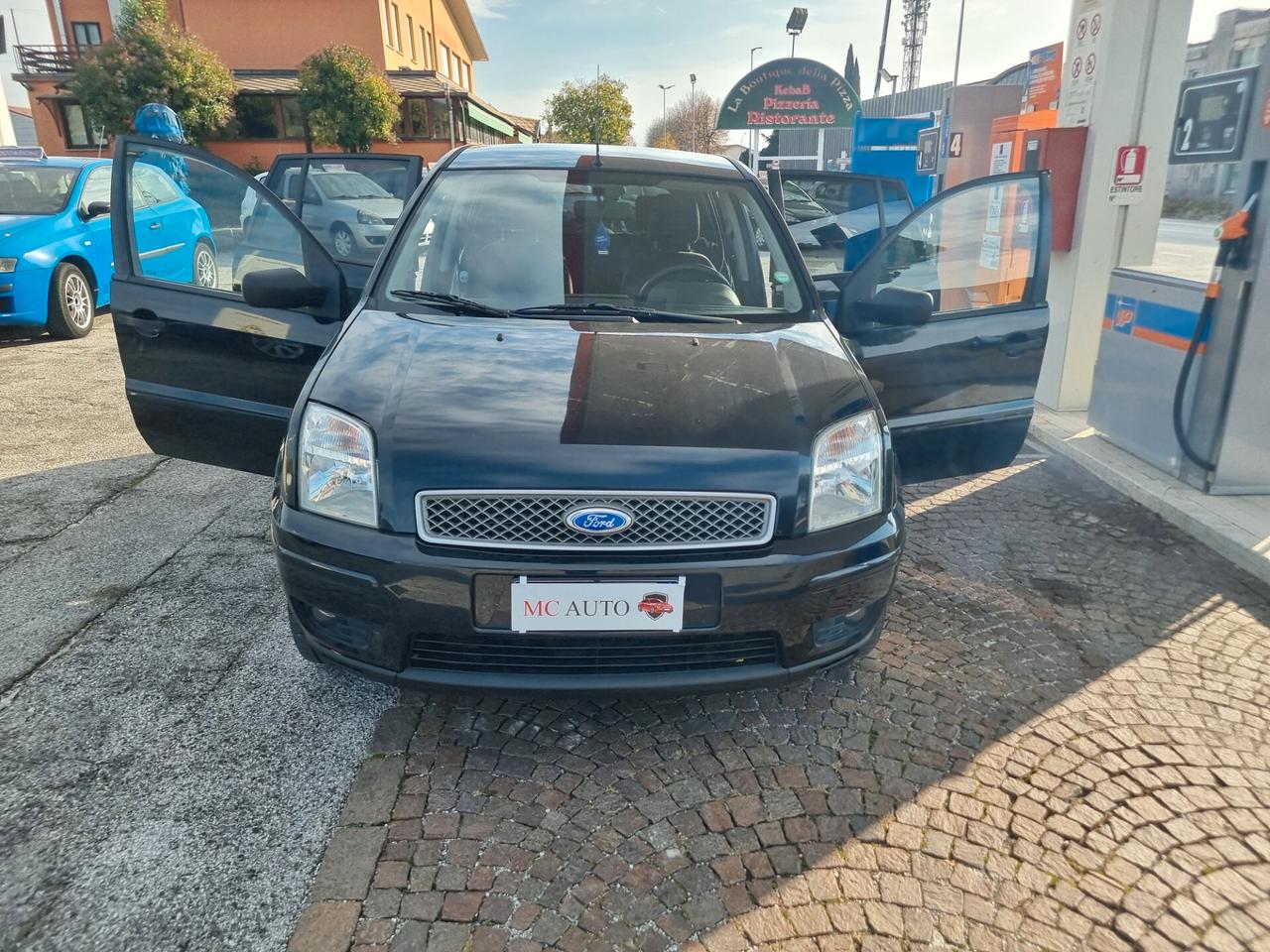 Ford Fusion 1.4 16V 5p. Con 223.000km