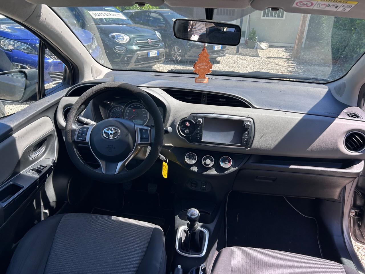 Toyota Yaris 1.0 5 porte Lounge