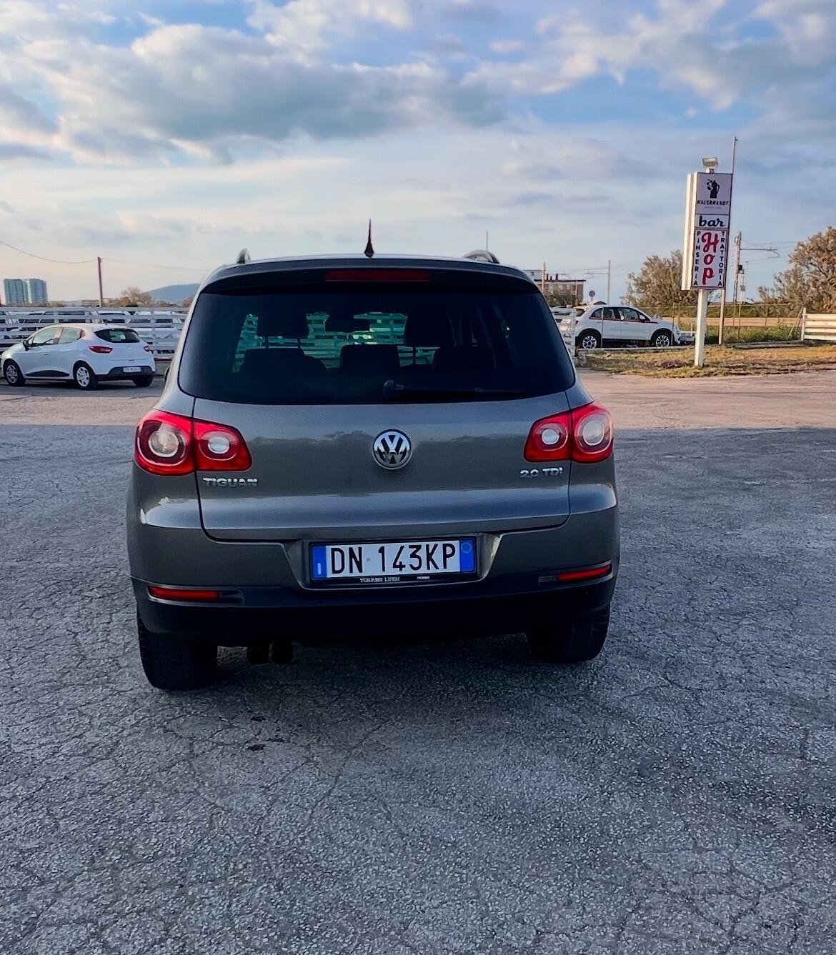 Volkswagen Tiguan 2.0 16V TDI DPF Track & Field (28°)4x4