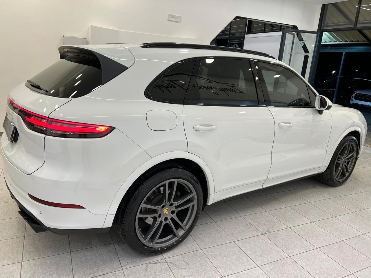 Porsche Cayenne 3.0 V6 340CV BENZINA TETTO - 2022