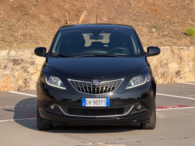 LANCIA Ypsilon GOLD+NAVI CARPLAY+SENSORI+LED