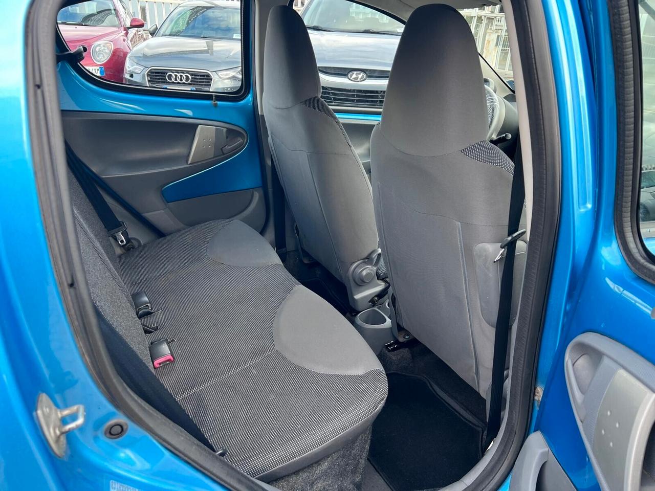 Peugeot 107 1.0 68CV 5p. Sweet Years