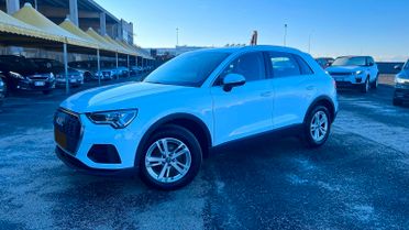 Audi Q3 2.0 TDI 150 CV S tronic Business